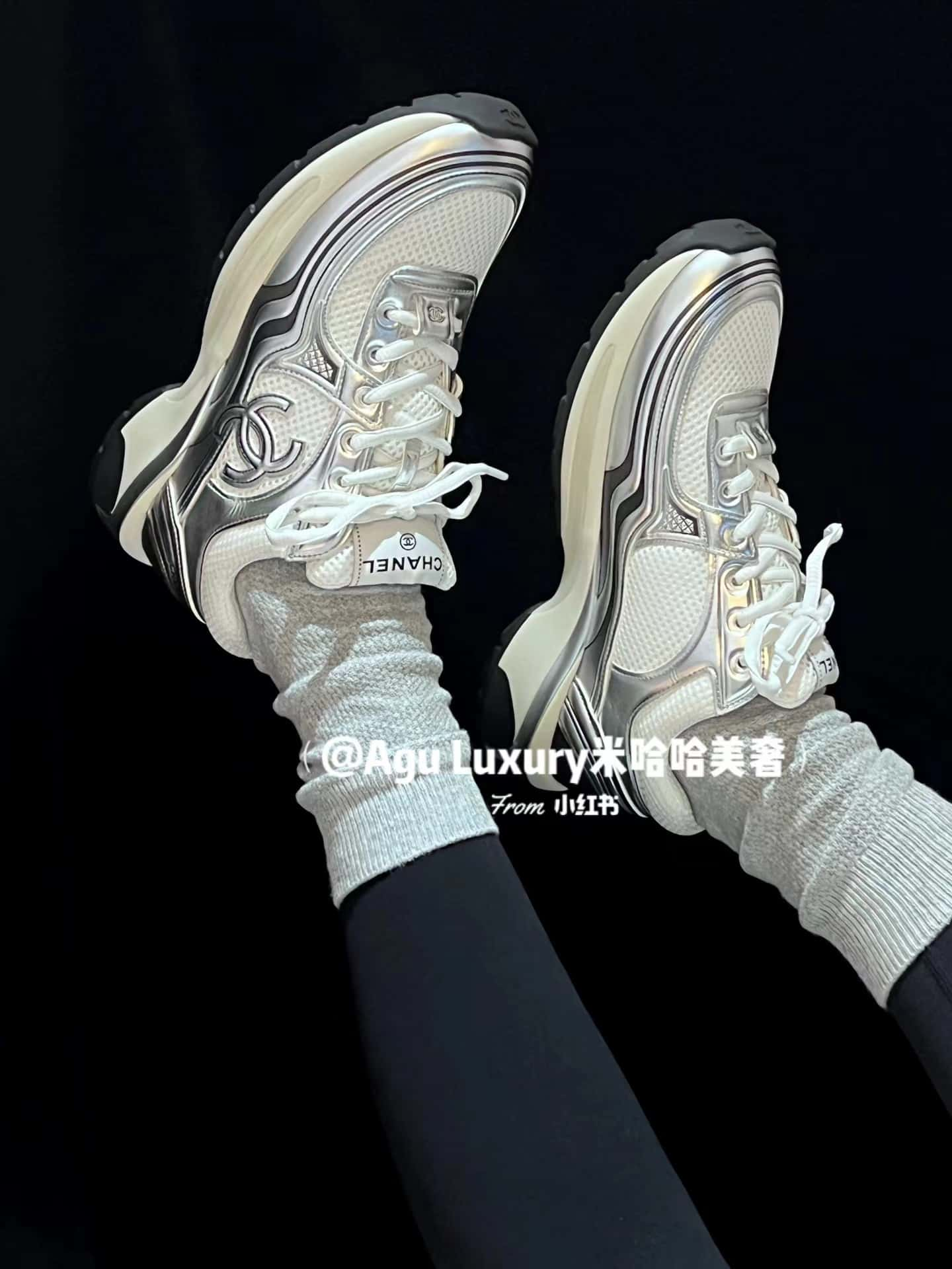 CHANEL 2024 Silver Horn King hit sneakers