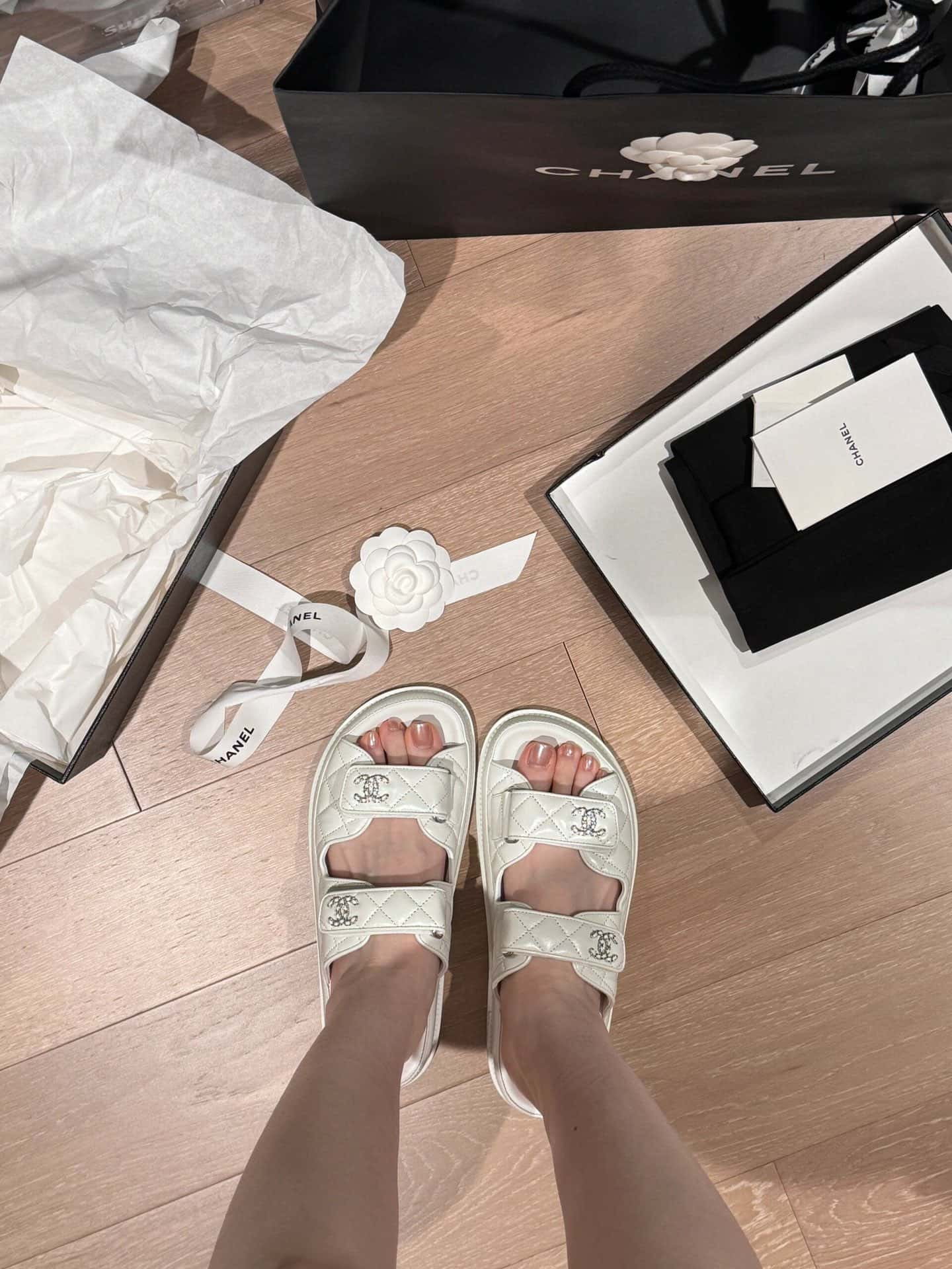 CHANEL Xiaoxiang 2024Latest Velcro Slippers