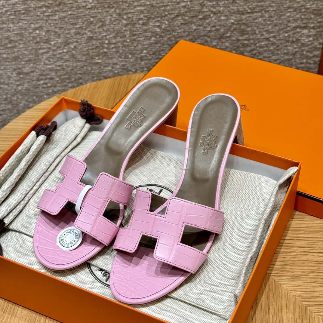 Hermès 185 Oasis high-heeled sandals cherry blossom pink/5P/pink