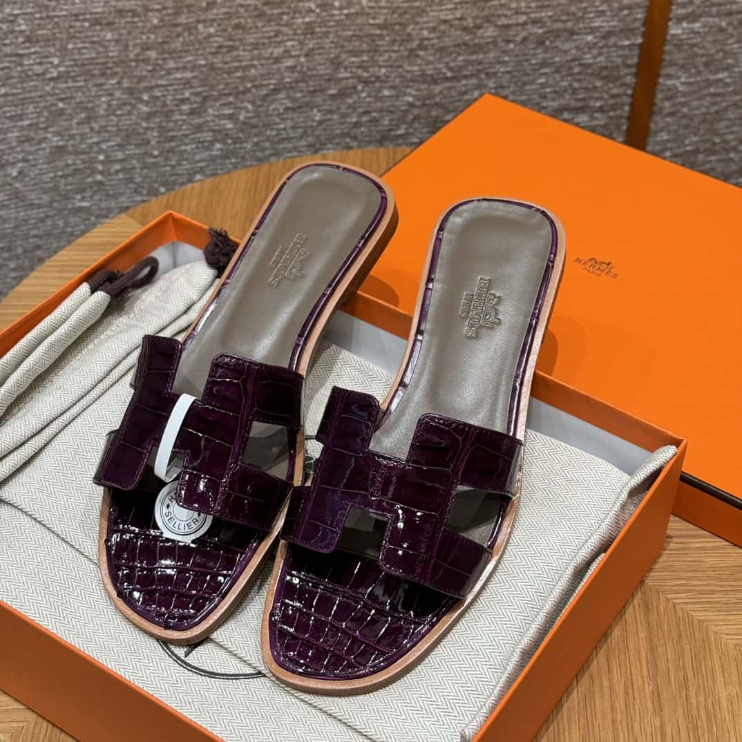 Hermès 181 Oran Sandals N5/Cassis/Gallon Purple