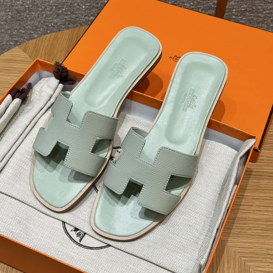 Hermès 181 Oran Sandals Mint Green/6u/Menthe Palm/Epsom