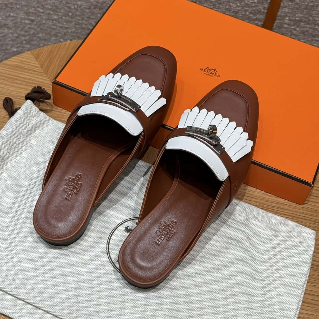 Hermès 192 Royal Loafers Saddle Brown/34/Favue/Pure White/01/Blanc Goatskin